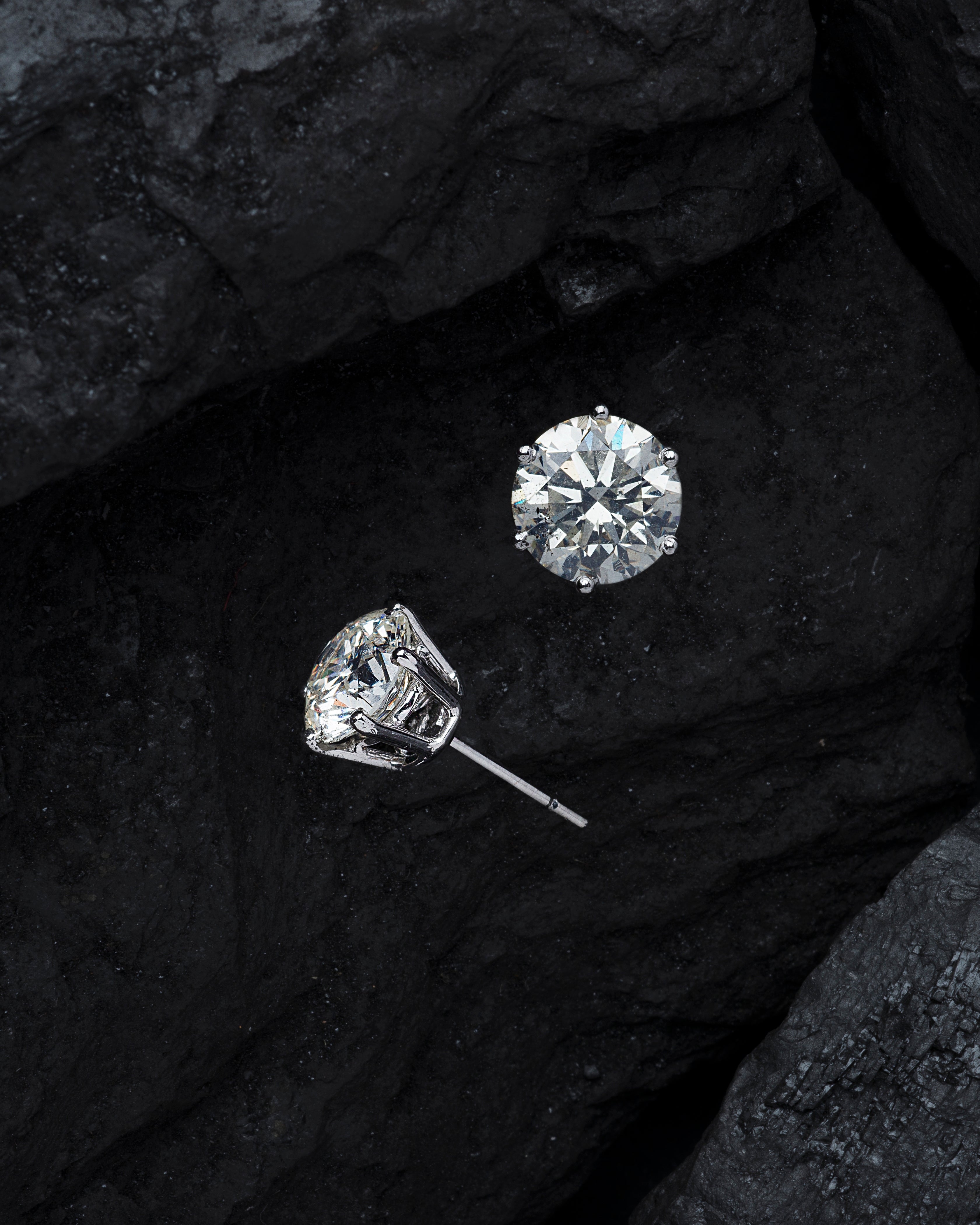 Diamond Earrings In Ridgefield, CT