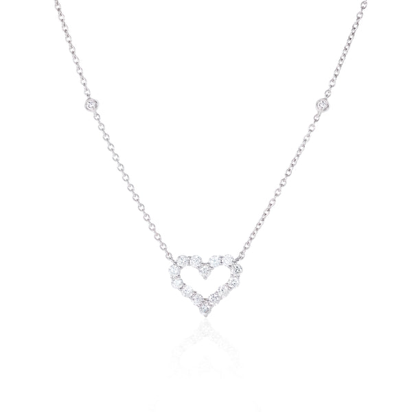 Mini heart pendant with diamonds. 50cttw.