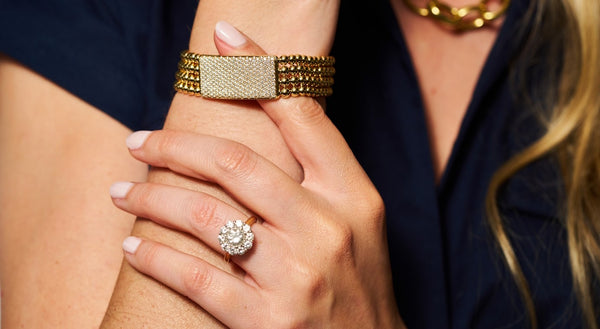 Hulchi Belluni Wide Pave Tresore Bracelet