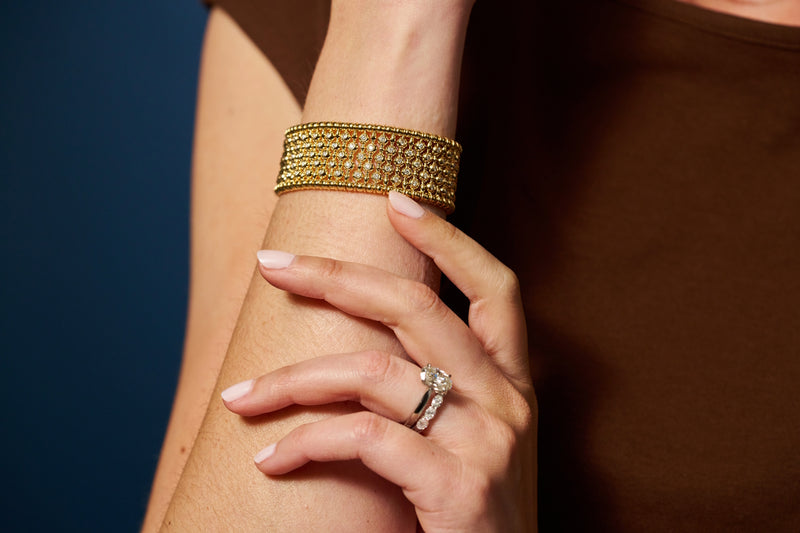 Hulchi Belluni Tresore Velvet Bezel Bracelet