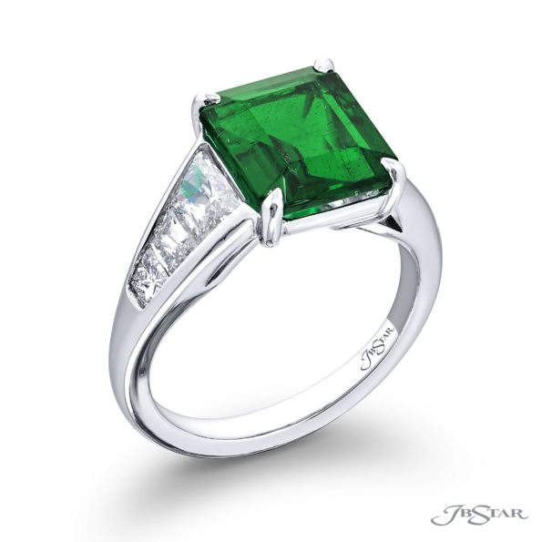 Vivid Green Emerald Ring With Channel-Set Diamonds