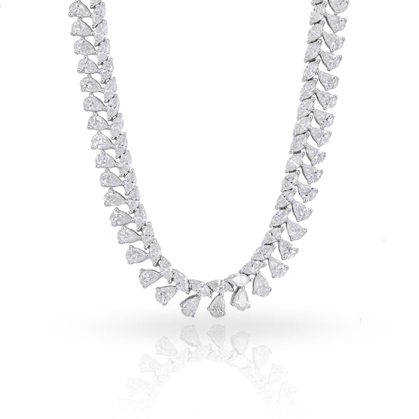 18kt white gold, double row diamond necklace, 2 row choker, necklace, 16.5' 20.71 carats total weight. 