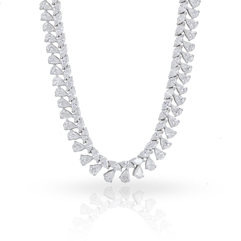 18kt white gold, double row diamond necklace, 2 row choker, necklace, 16.5' 20.71 carats total weight. 